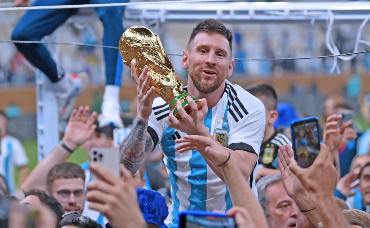 Las mejores imágenes de Messi campeón del mundo para tu celular.