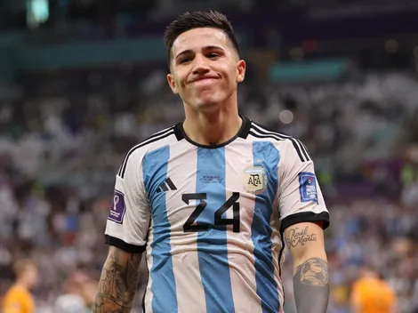 Las divertidas chicanas de Dibu Martínez y Papu Gómez para Enzo Fernández