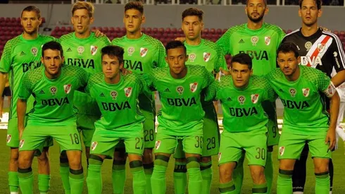En diciembre de 2016 River enfrentó a Independiente con esta camiseta verde en homenaje a Chapecoense.