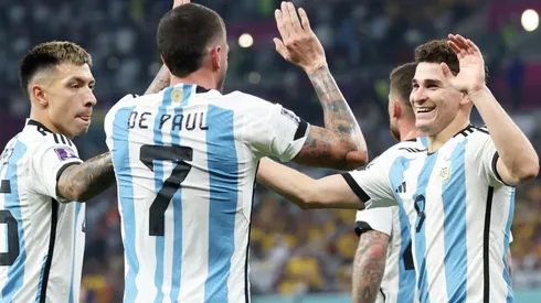 La Albiceleste venció 2-1 a Australia y está en cuartos de final.