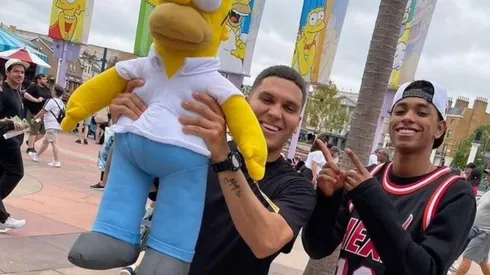 Juanfer la pasa bien en Estados Unidos junto a los suyos.