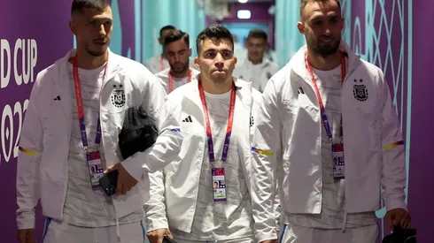 Guido Rodríguez, Marcos Acuña y Germán Pezzella.