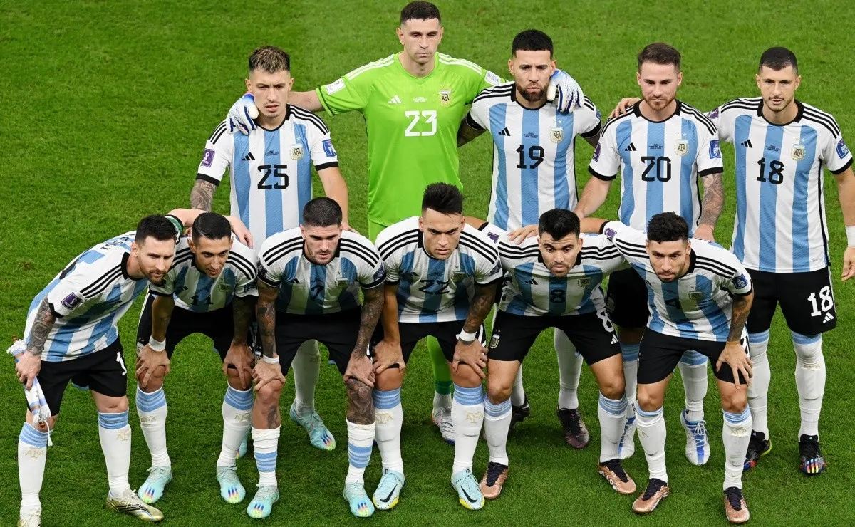 Montiel y Guido Rodríguez fueron titulares en la segunda fecha del Grupo C ante Mexico.