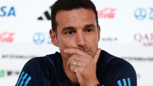 Scaloni se vio sorprendido por la consulta de un periodista que se equivocó de jugador.