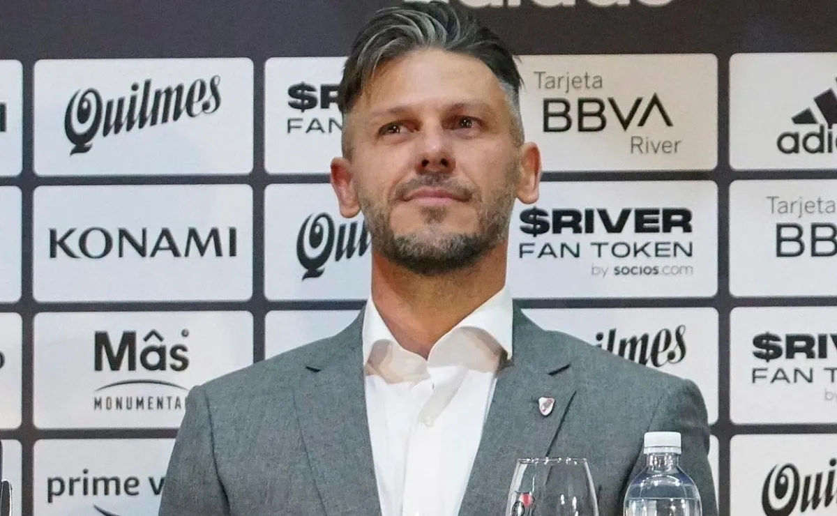 Martín Demichelis firmó su contrato con River hasta diciembre de 2025.