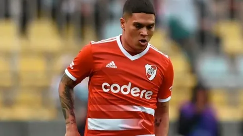 La pelota siempre al 10.