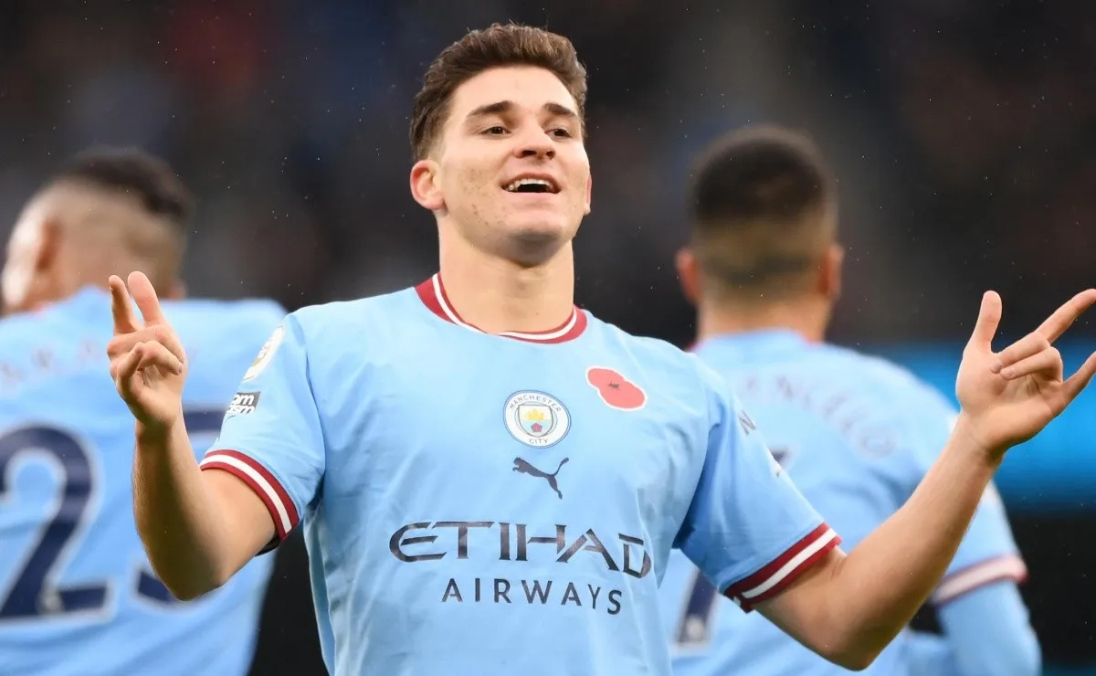 El ex delantero del Más Grande volvió a gritar con la camiseta del City.