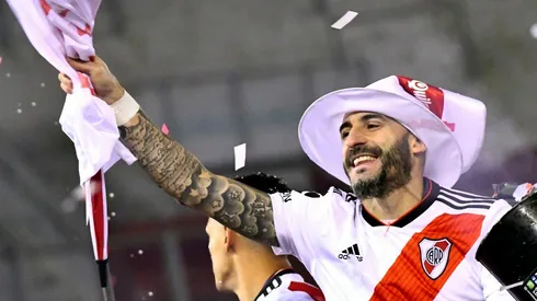 El defensor millonario confirmó que colgará los botines.