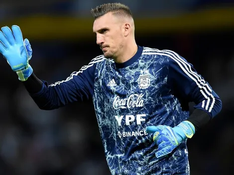 Armani se despidió del plantel de River