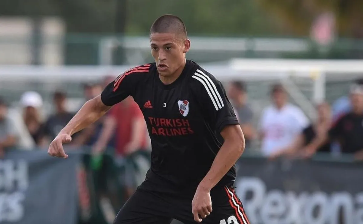 Uno de los tantos jugadores que tiene que volver a River de cara al 2023.