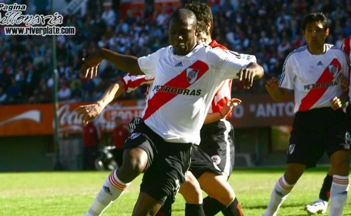 ¿Qué es de la vida de Tyson Rivas?