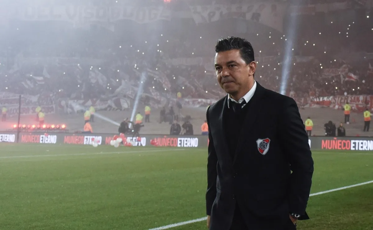 La última formación oficial de Gallardo en River.