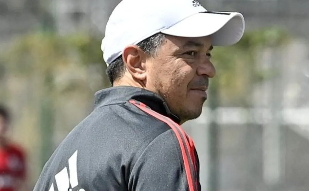 El Muñeco prepara el equipo para su última presentación oficial en el torneo.