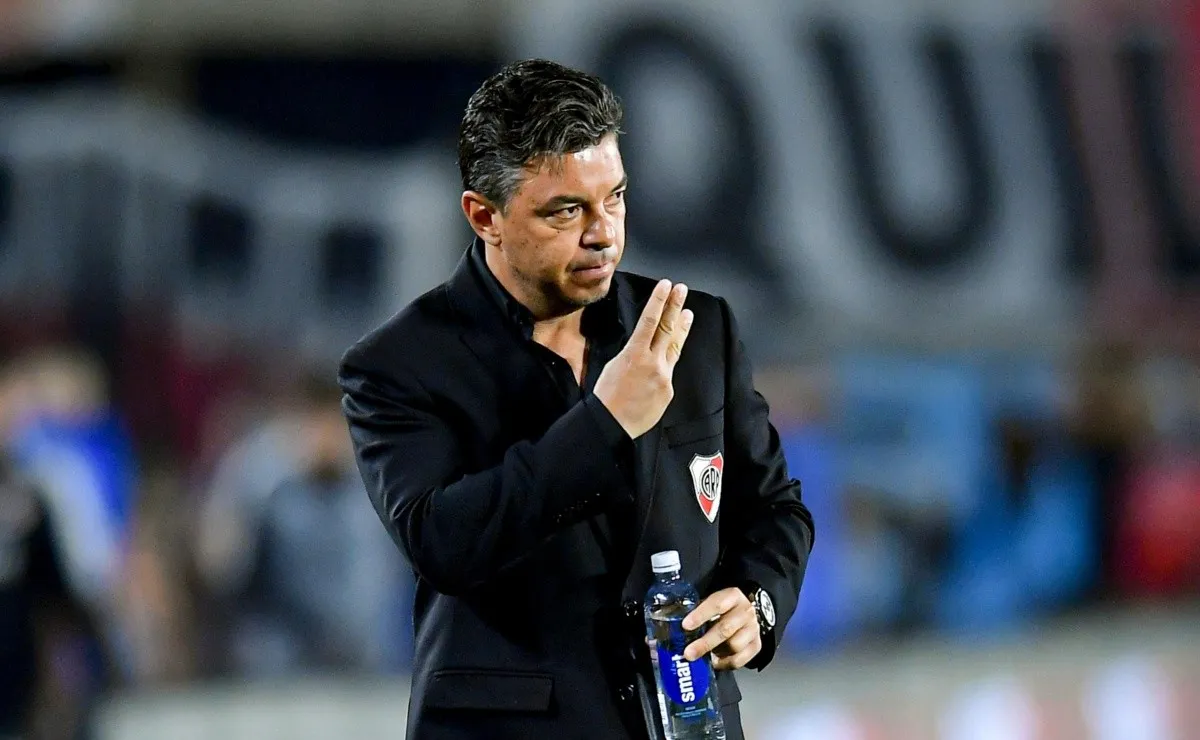 El Míster ya tiene determinado quiénes serán los once esta noche.