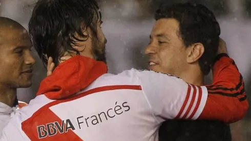 El agradecimiento eterno del Torito Cavenaghi luego de la obtención de la Sudamericana 2014.