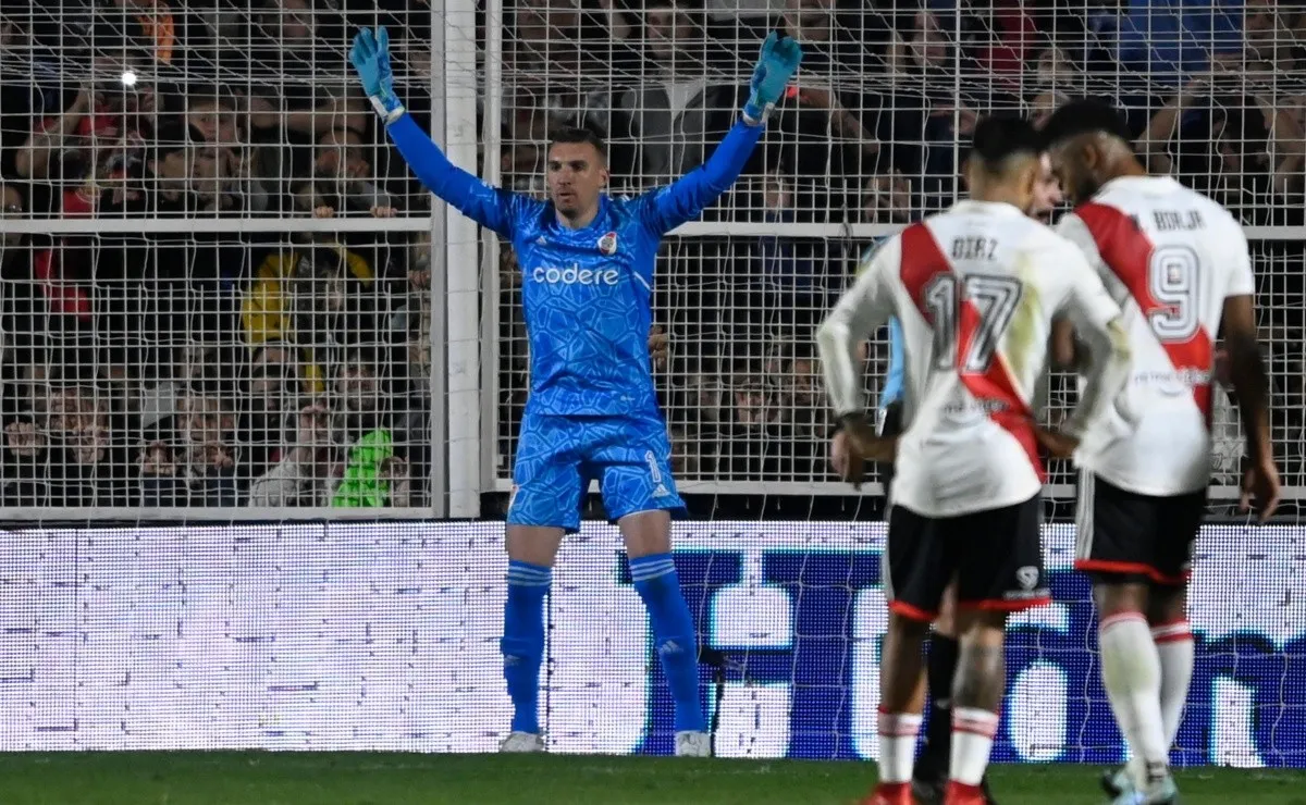 Franco Armani analizó el triunfo de River contra Patronato.