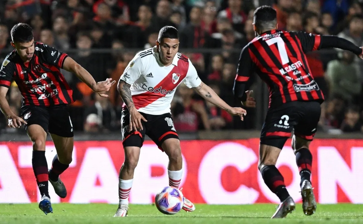 Quintero asistió de gran manera a Borja para el gol de River ante Patronato.