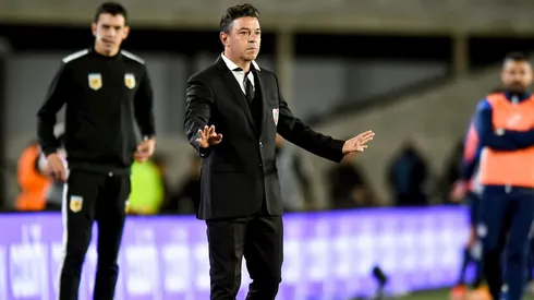 Calma, eso pide el Muñeco con los brazos y eso necesitará River esta noche ante el Pincha.