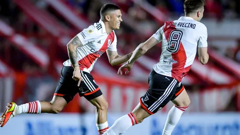 Juanfer, Beltrán y Palavecino, los goleadores de la noche.