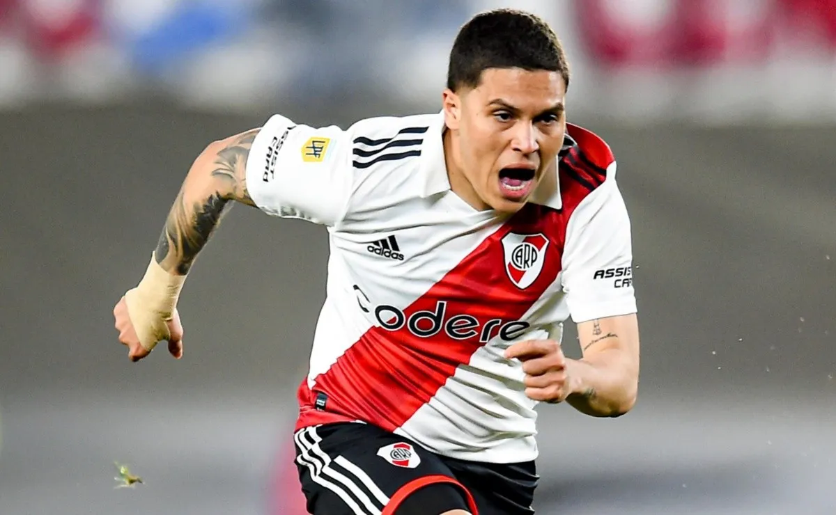 Juanfer estará en el banco de suplentes ante Argentinos Jrs.