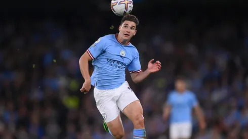 Julián Álvarez jugó quince minutos en la victoria del City ante el United.