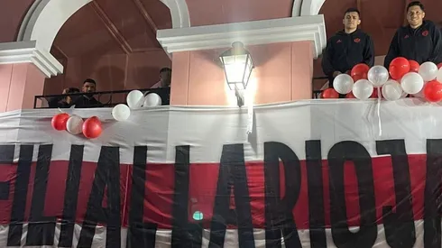 La fiesta que vivió el plantel en su llegada al hotel.