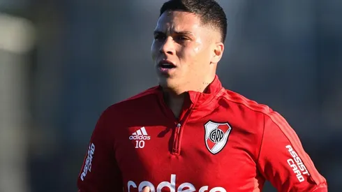 Juanfer será evaluado hasta último momento para ver si llega contra Talleres.