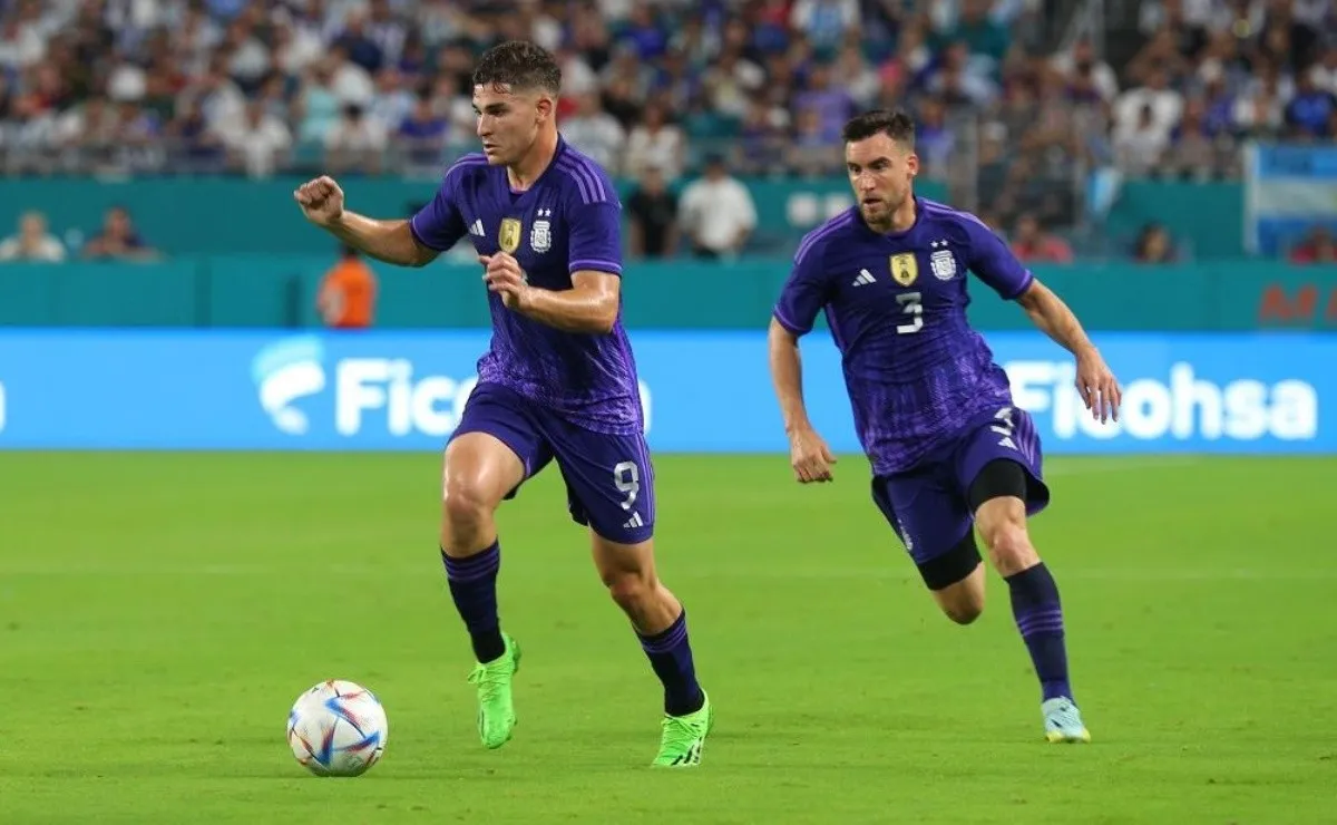 Julián Álvarez sumó su décimo partido con la camiseta de la Selección.
