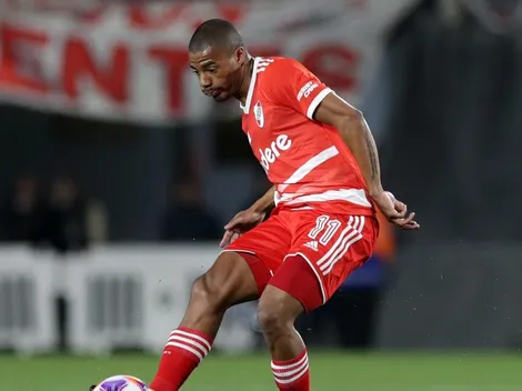 El motivo que demora la renovación de De la Cruz