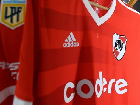 River estrena ante Banfield la nueva camiseta alternativa