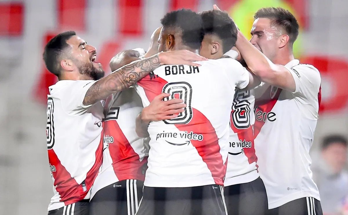 El Muñeco quiere al plantel bien unido para ir a la Bombonera.