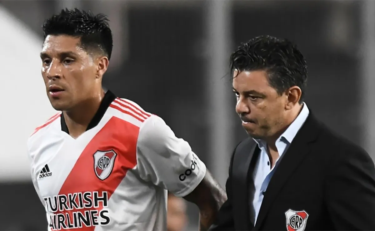 El Muñeco alabó a Enzo y lo felicitó por el partido que hizo.