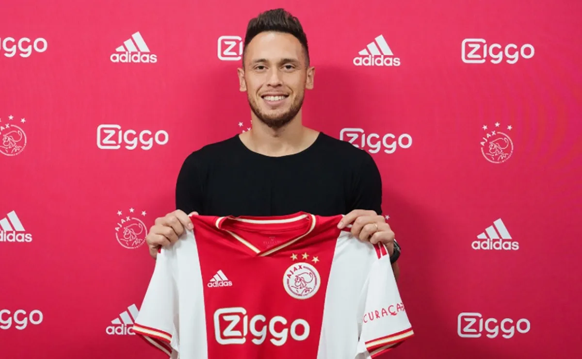 Ocampos usará la camiseta 11 en el Ajax.