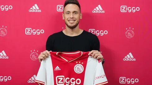 Ocampos usará la camiseta 11 en el Ajax.