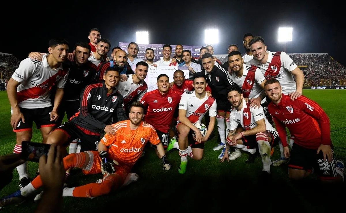 El plantel del Millonario le dedicó el triunfazo a su gente.