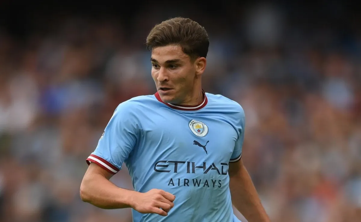 El City de Julián va por una nueva victoria en la Premier League.