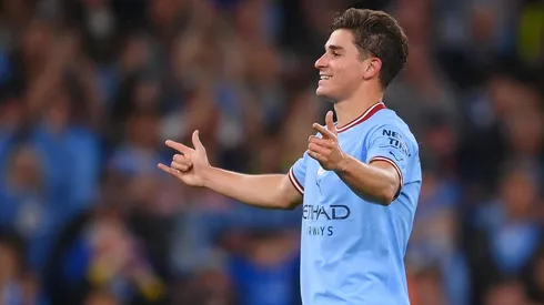 Llegaron los primeros de Julián en la Premier.