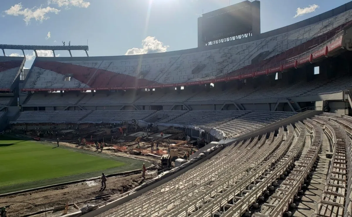 Se viene la renovación de las butacas en todo el Monumental.