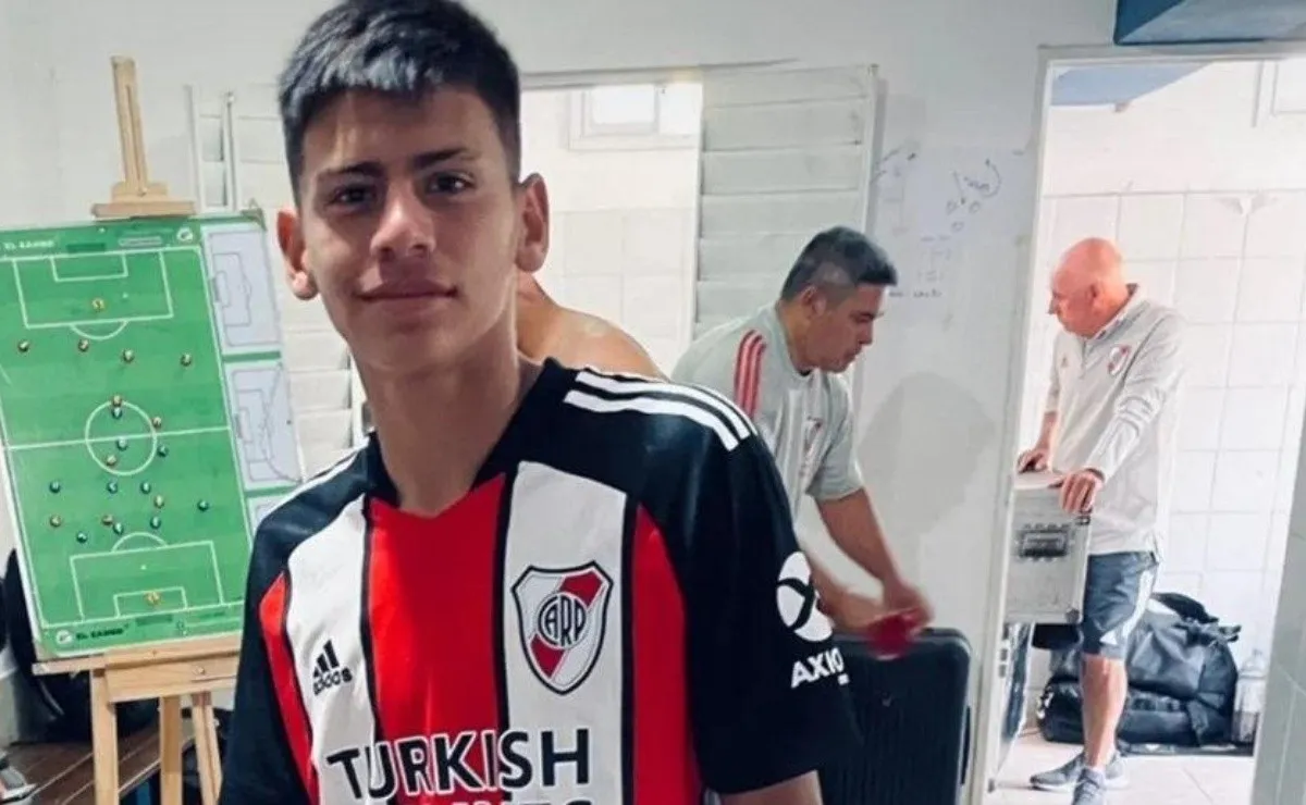 El Diablito Echeverri volvió a jugar después de casi cinco meses