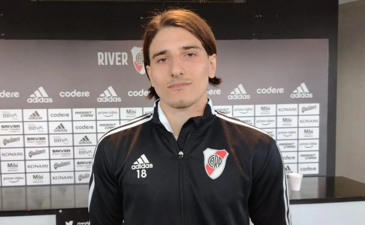 El volante central de la Reserva volvió a sumar minutos ante Arsenal.