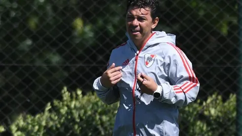 El Muñeco para un equipo pensando en la Lepra