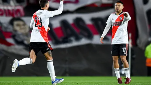 Mammana y Díaz jugaron juntos como centrales desde el inicio por primera vez en lo que va del semestre.