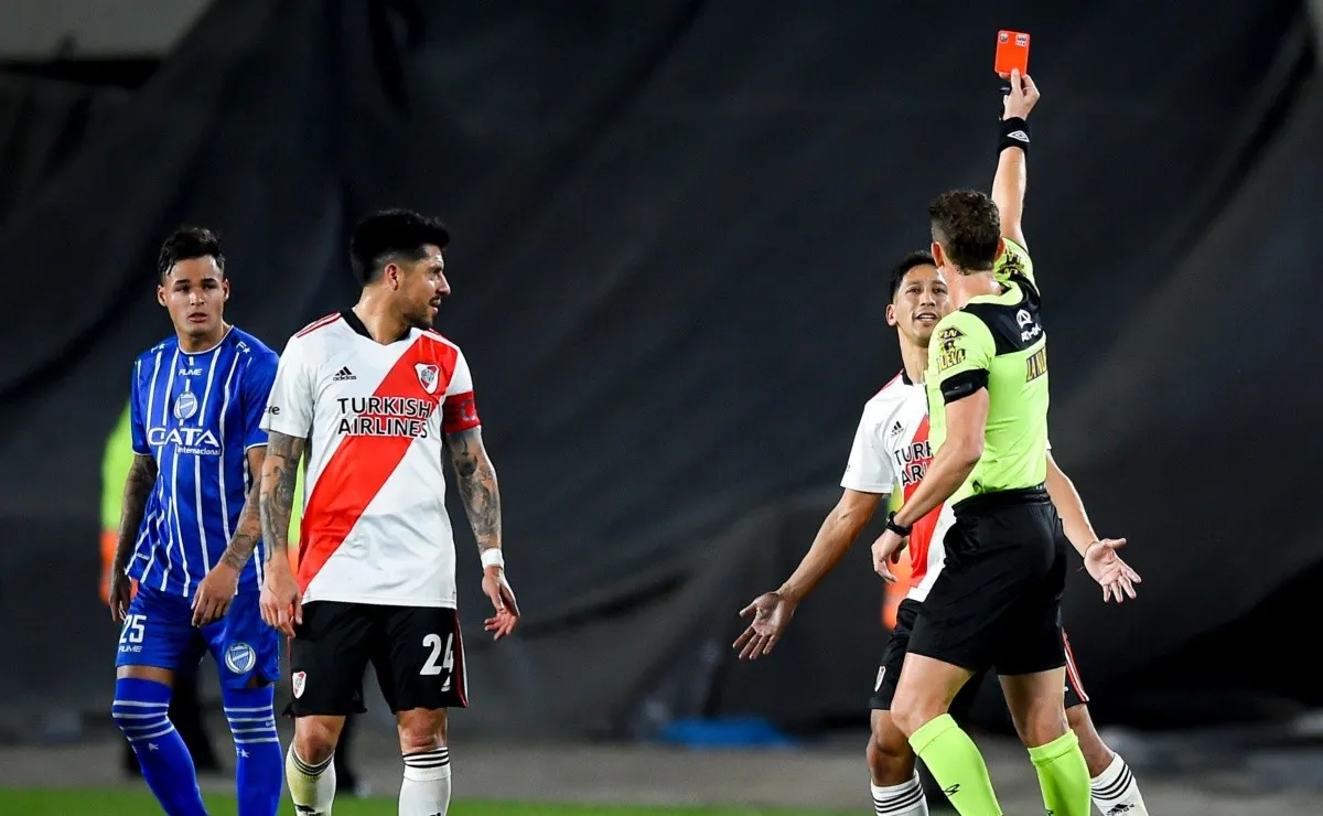 Un informe con todos los fallos polémicos en contra de River este año.