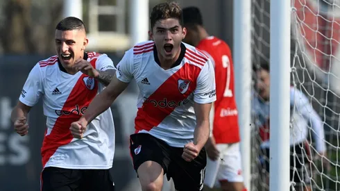 River venció a Independiente en Reserva con goles de Panichelli y Moreno.