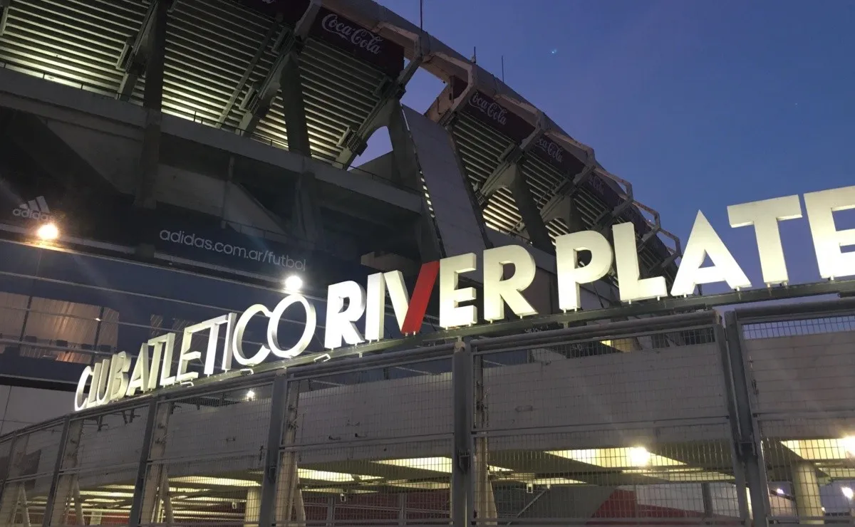 Los directivos millonario se reunirán en el Monumental para abordar varios temas.