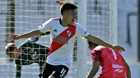 El Millonario le ganó 1-0 a Sarmiento en condición de visitante.