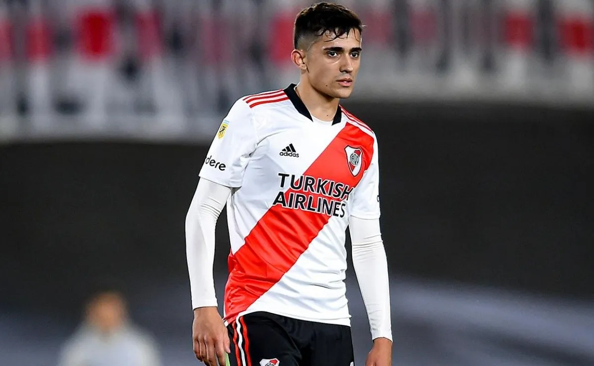 Pablo Solari ingresó muy bien ante Gimnasia y Aldosivi.