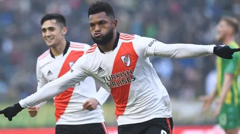 El Millonario goleó 3-0 a Aldosivi en Mar del Plata.