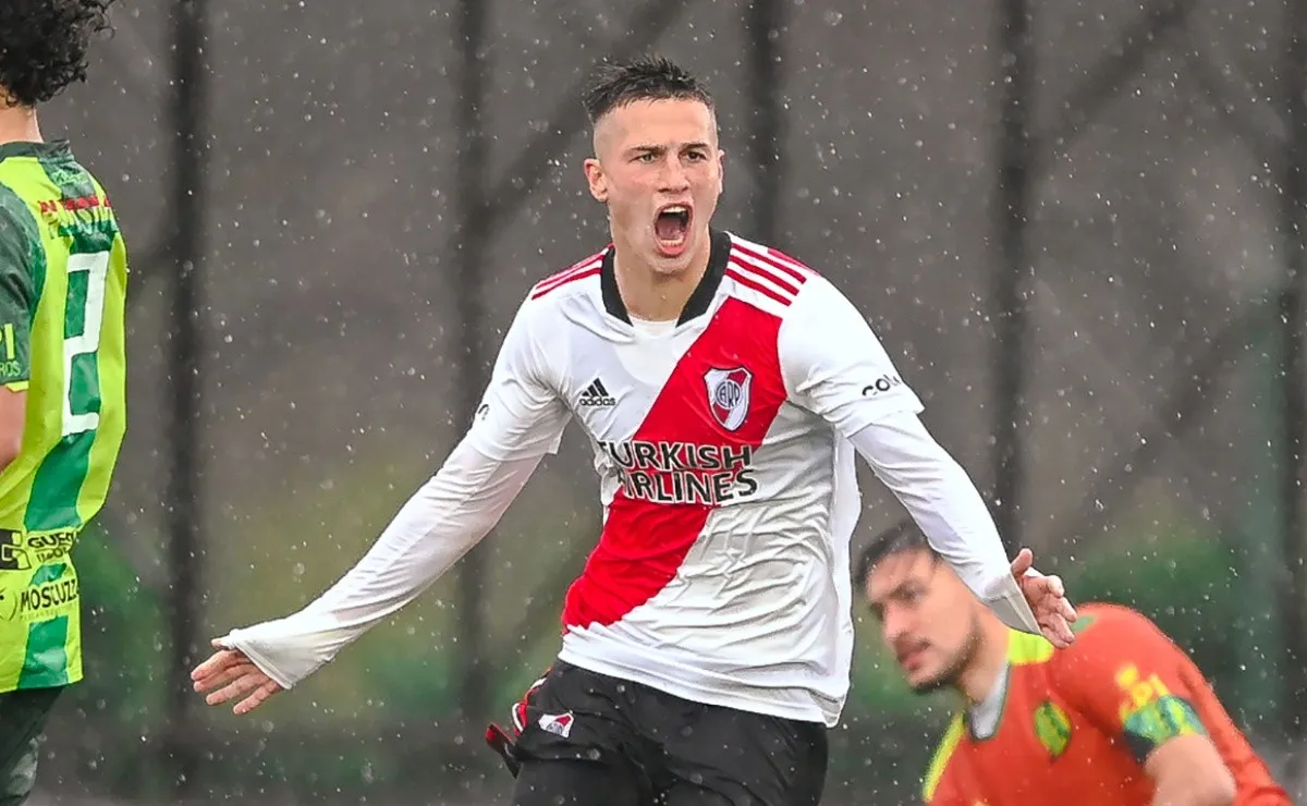 Manuel Guillén es el goleador de la Reserva de River con cuatro tantos.