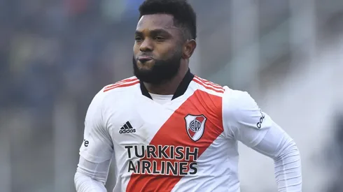 Miguel Borja jugó un partidazo y marcó su primer gol en River